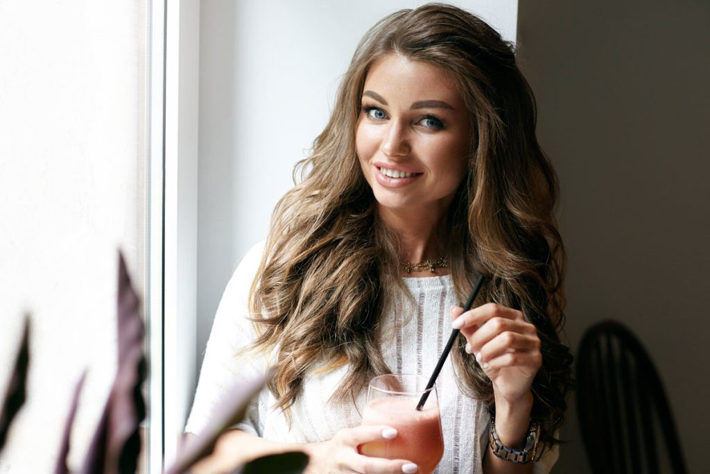 Pros And Cons Of Dating A Ukrainian Woman